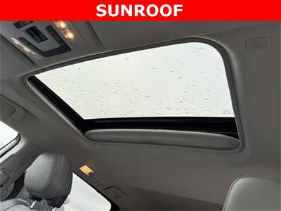 2023 Toyota Sienna, $42999. Photo 5