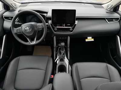 2025 Toyota Corolla Cross, $34044. Photo 8