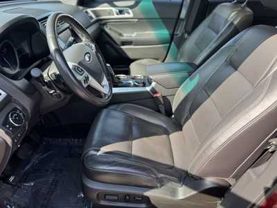 2014 Ford Explorer, $13990. Photo 5