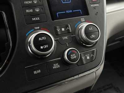 2019 Toyota Sienna, $28499. Photo 10