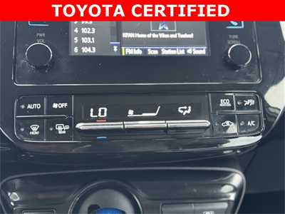 2019 Toyota Prius, $21599. Photo 8