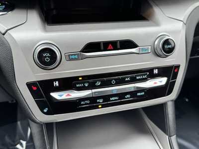 2020 Ford Explorer, $23499. Photo 10