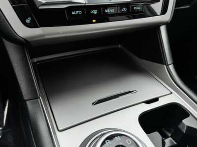 2020 Ford Explorer, $23499. Photo 11