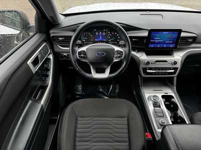 2020 Ford Explorer, $23499. Photo 8