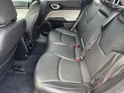 2022 Jeep Compass, $22999. Photo 5