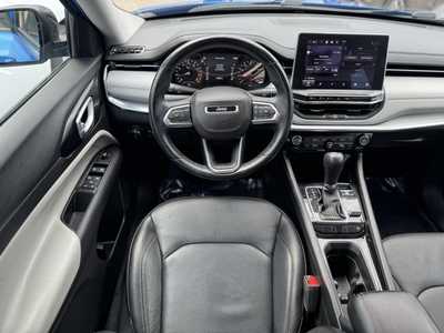 2022 Jeep Compass, $22999. Photo 6