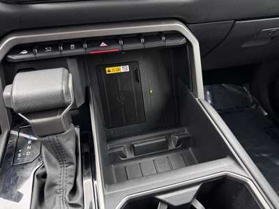 2024 Toyota Tundra Crew Cab, $59500. Photo 11