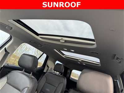 2021 Chevrolet Traverse, $27699. Photo 6