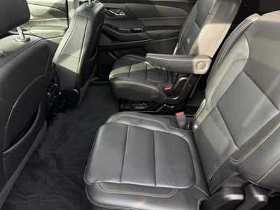2021 Chevrolet Traverse, $27699. Photo 7