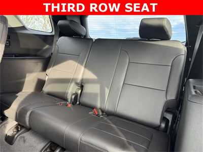 2021 Chevrolet Traverse, $27699. Photo 8