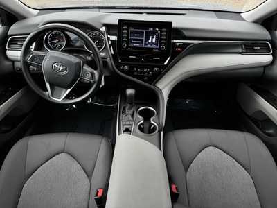 2022 Toyota Camry, $25499. Photo 7