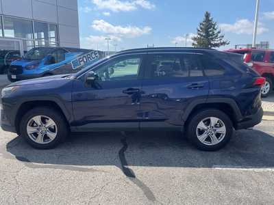 2023 Toyota RAV4, $30999. Photo 4