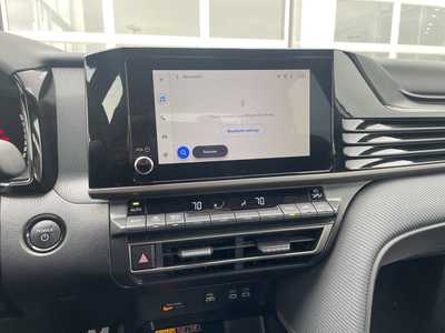 2025 Toyota Camry, $33499. Photo 11
