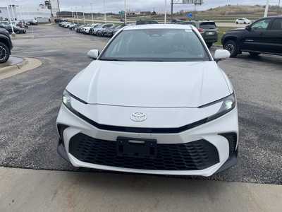 2025 Toyota Camry, $33499. Photo 2