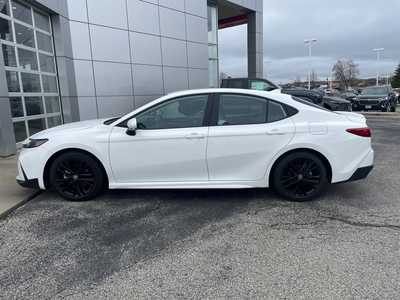 2025 Toyota Camry, $33499. Photo 4