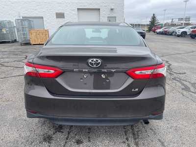 2018 Toyota Camry, $18297. Photo 6