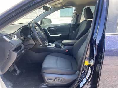 2020 Toyota RAV4, $28999. Photo 9
