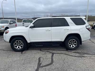 2021 Toyota 4Runner, $44999. Photo 4