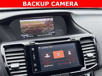 2016 Honda Accord, $17500. Photo 3