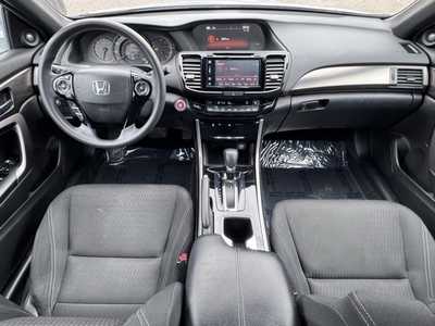 2016 Honda Accord, $17500. Photo 8