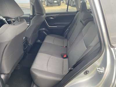2021 Toyota RAV4, $31499. Photo 11