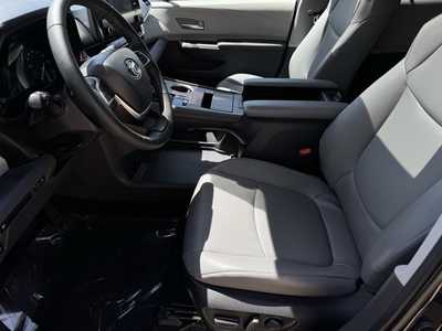2022 Toyota Sienna, $46799. Photo 4