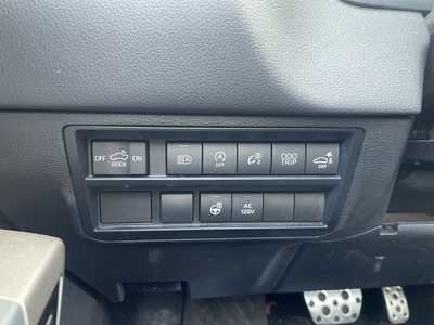 2022 Toyota Tundra Crew Cab, $48999. Photo 12