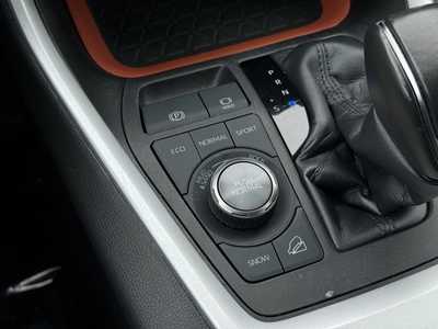2023 Toyota RAV4, $30999. Photo 11