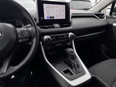 2023 Toyota RAV4, $30999. Photo 11