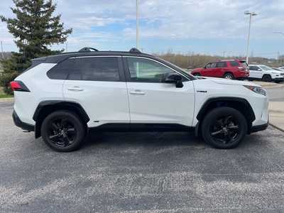 2020 Toyota RAV4, $34499. Photo 8