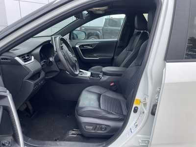 2020 Toyota RAV4, $34499. Photo 9