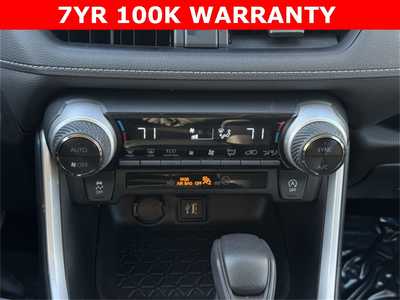 2023 Toyota RAV4, $29699. Photo 9