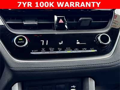 2022 Toyota Corolla Cross, $25599. Photo 9