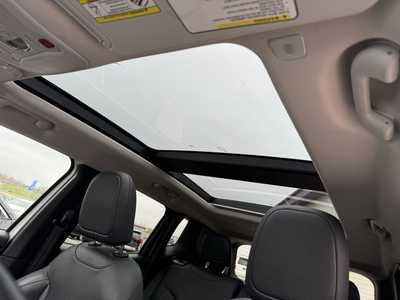 2022 Jeep Renegade, $22500. Photo 6