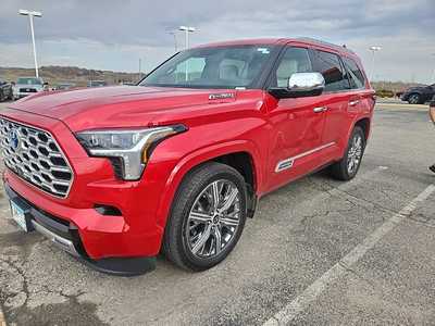 2024 Toyota Sequoia, $80000. Photo 2