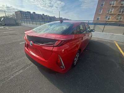 2022 Toyota Prius, $27000. Photo 4