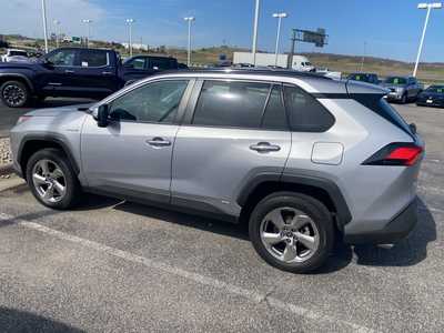 2021 Toyota RAV4, $36500. Photo 4