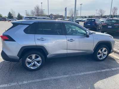 2021 Toyota RAV4, $36500. Photo 8