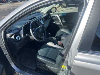 2017 Toyota RAV4, $22500. Photo 4