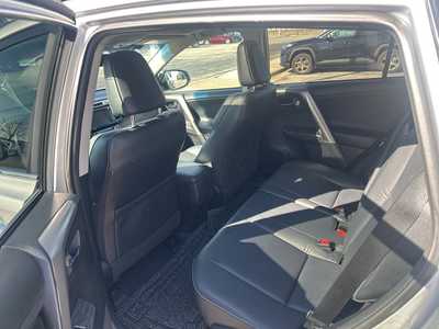 2017 Toyota RAV4, $22500. Photo 5