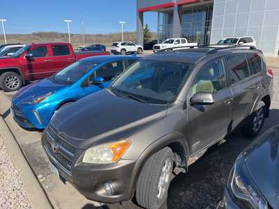 2010 Toyota RAV4, $10000. Photo 2