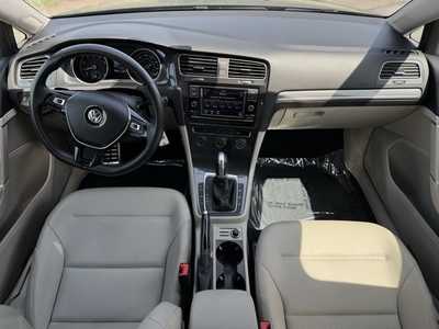2019 Volkswagen Golf, $20999. Photo 7