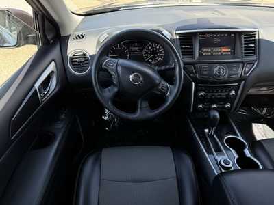 2020 Nissan Pathfinder, $21999. Photo 8
