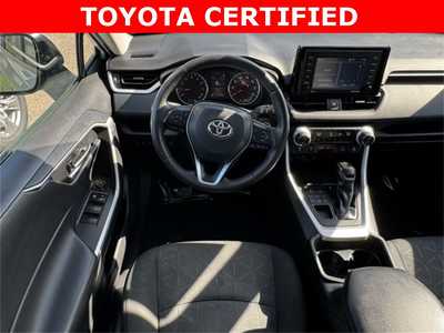 2021 Toyota RAV4, $29498. Photo 8