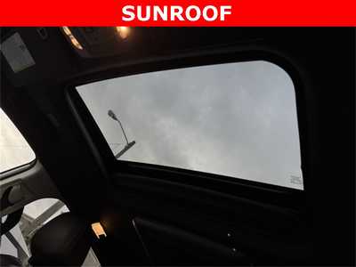 2022 Toyota Sienna, $50299. Photo 6
