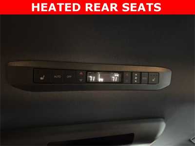 2022 Toyota Sienna, $50299. Photo 9