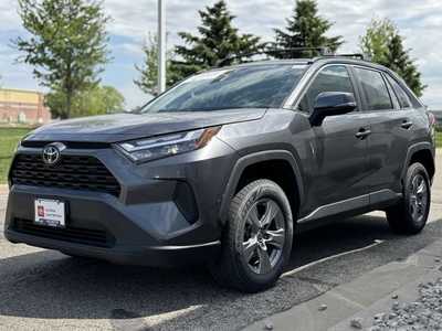 2022 Toyota RAV4, $33498. Photo 2