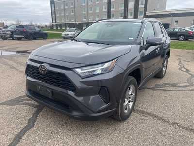 2022 Toyota RAV4, $30500. Photo 3