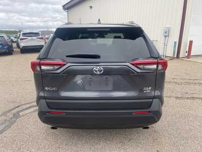 2022 Toyota RAV4, $30500. Photo 6