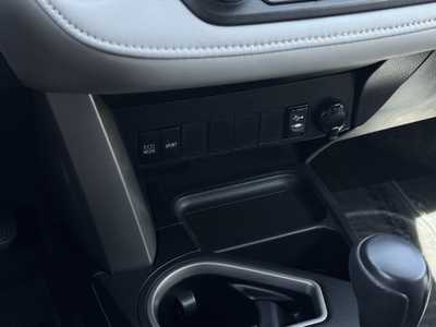 2016 Toyota RAV4, $15500. Photo 10